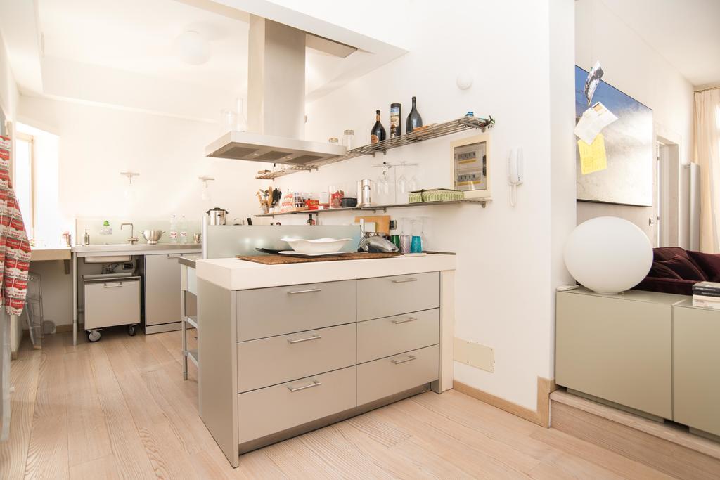 Ghetto Modern Apt For 4, Venice 아파트 외부 사진
